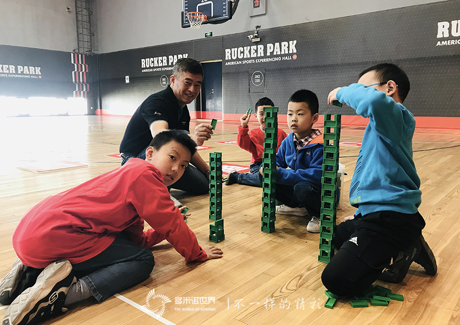 六載同行、魚躍龍門-工銀安盛多米諾團(tuán)隊(duì)大挑戰(zhàn)