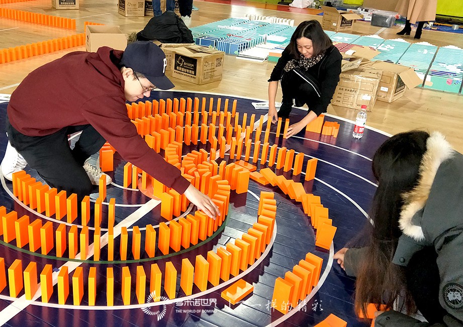 新東方精英團(tuán)隊(duì)共建多米諾智慧城市