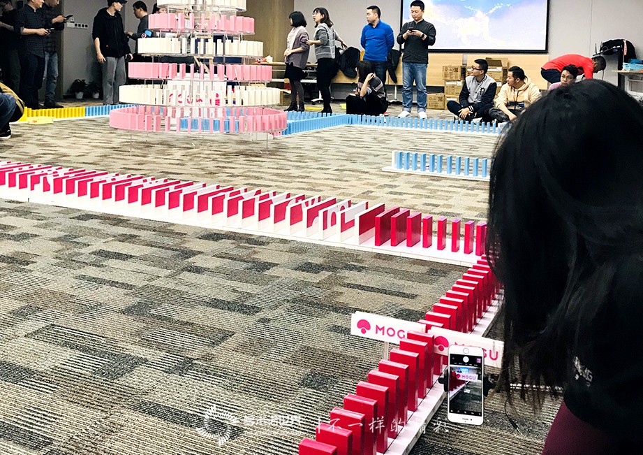 多米諾——創(chuàng)造美，感受創(chuàng)作的快樂